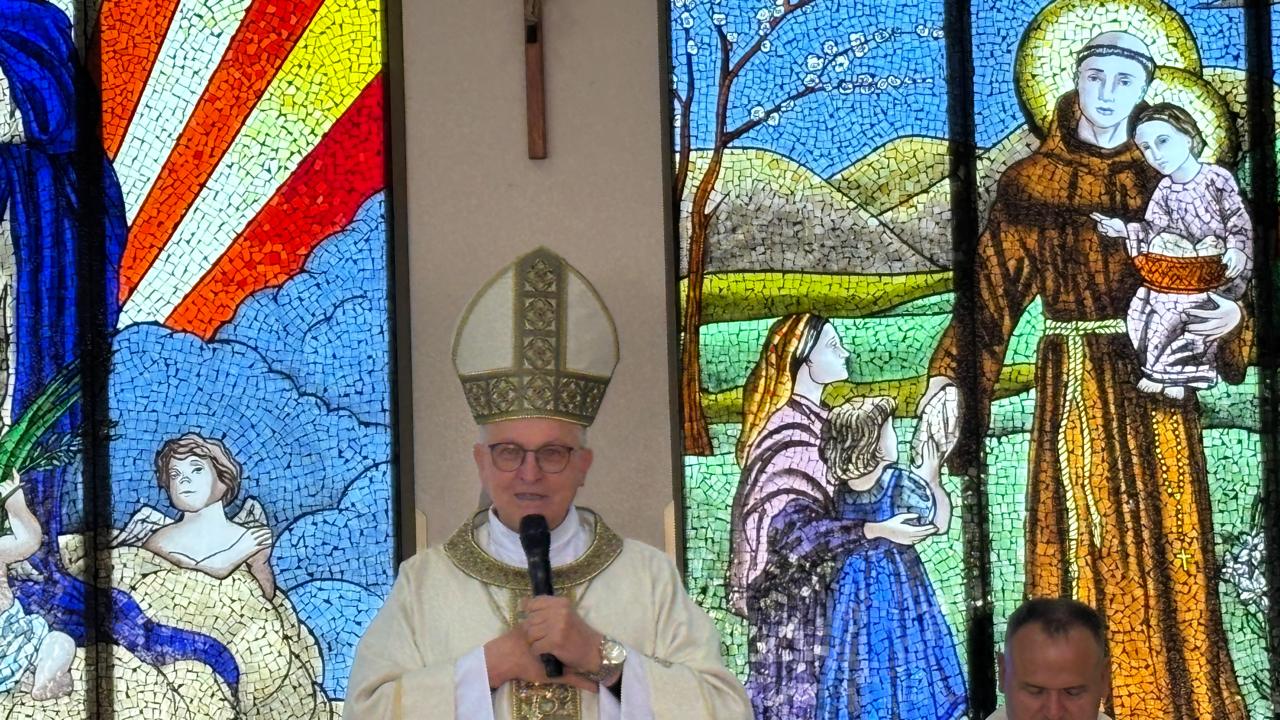 Dom Pedro Luís Stringhini durante o encontro