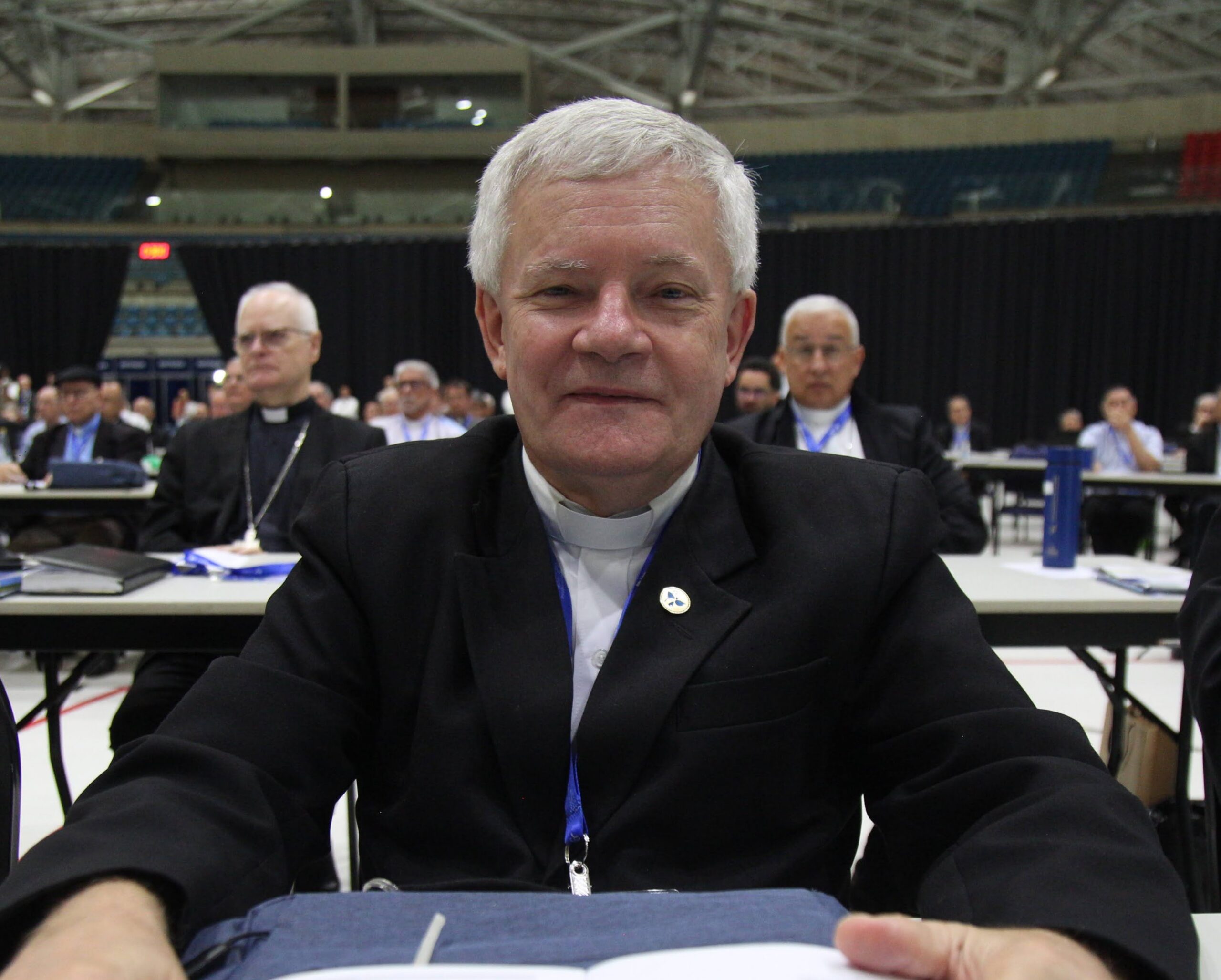 Dom Antonio Emidio Vilar durante a Assembleia